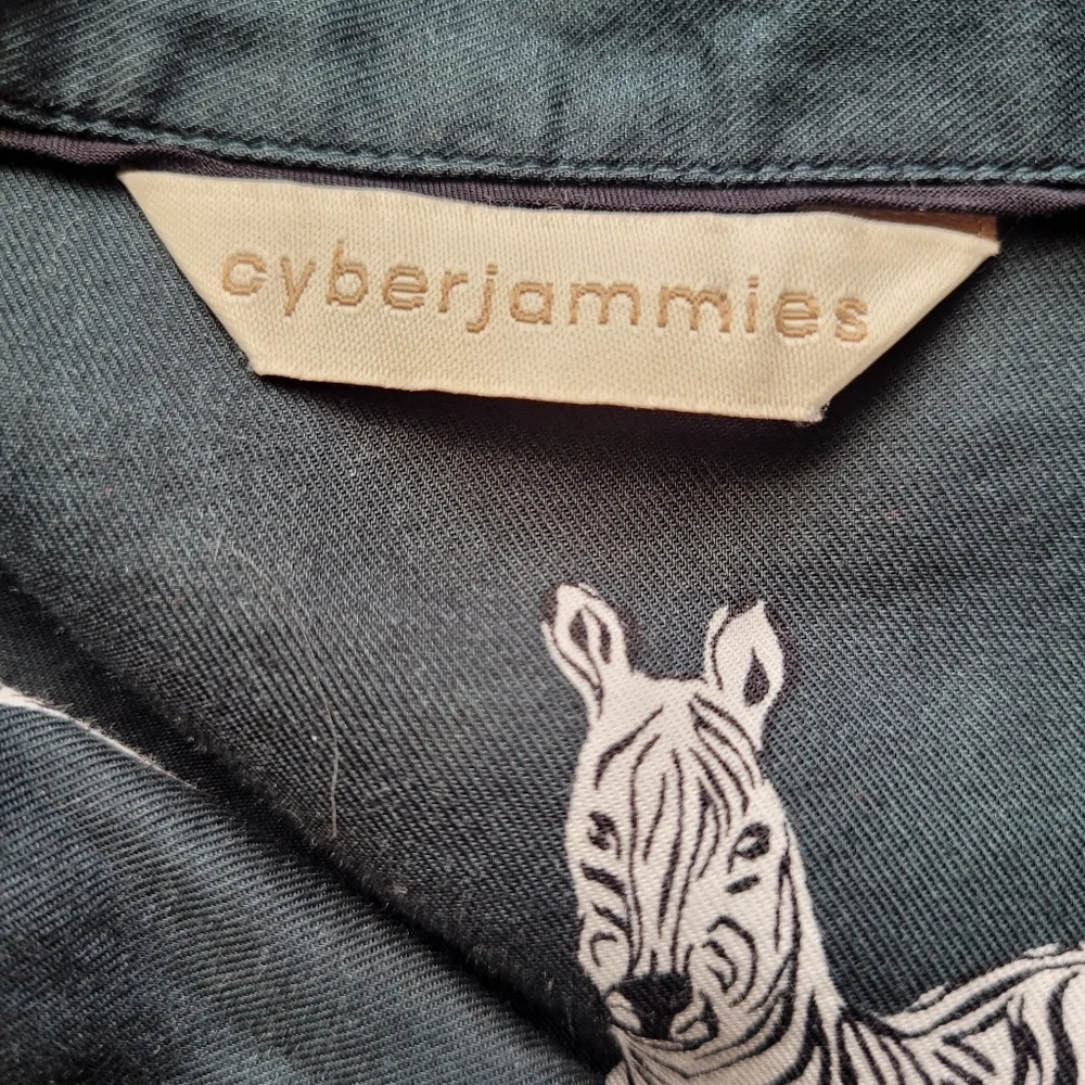 Cyberjammies Blake Zebra Print Pyjama Set, VGUC, Size 12/L - Picture 10 of 12